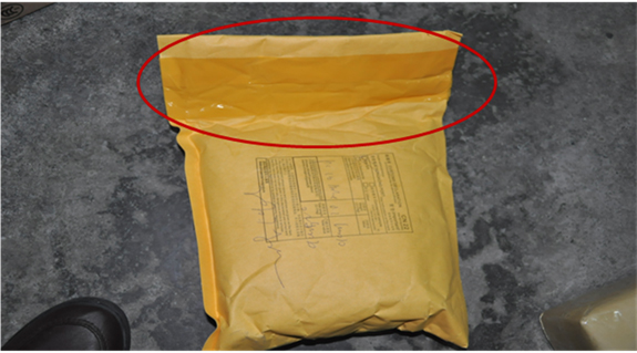 香港小包不規范包裝06